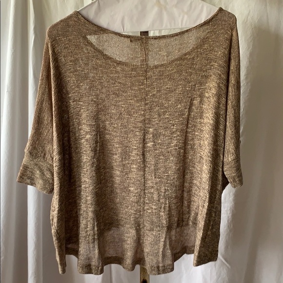 Top - Picture 2 of 2